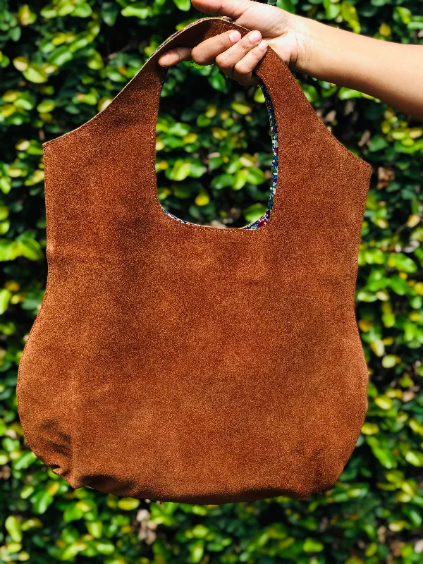 Feminine Luxe Style Sale Fernweh Suede Tote Fashionable Handbags At Must-Have Prices Feminine Luxe Style Sale Fernweh Suede Tote Fashionable Handbags At Must-Have Prices
