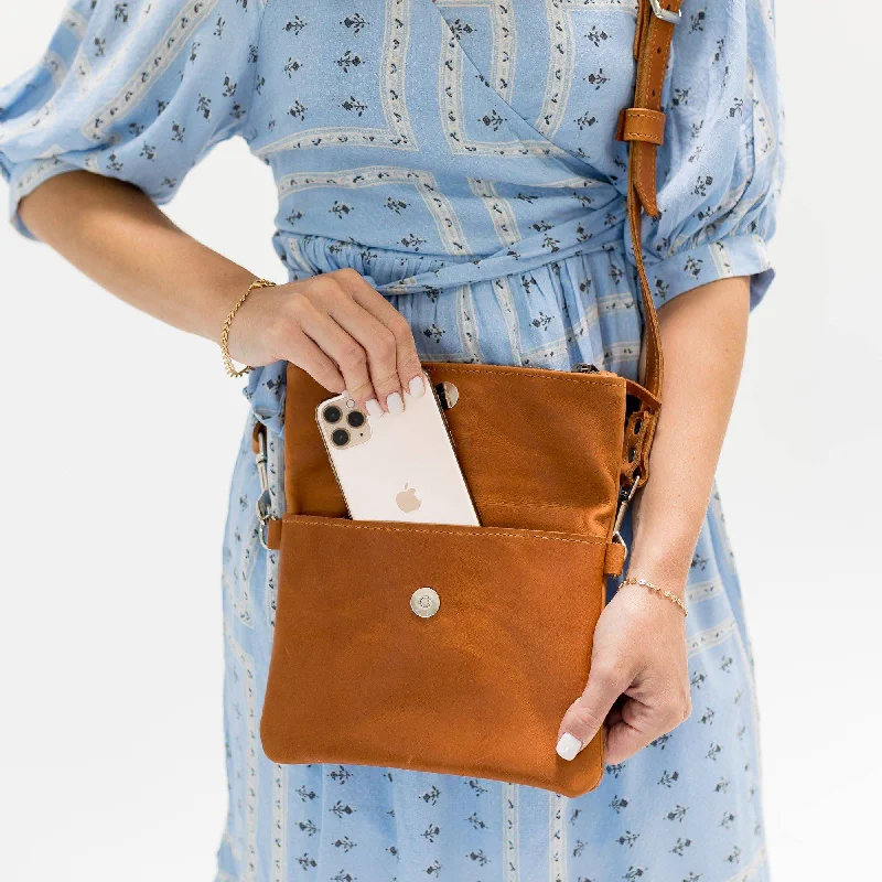 Trendy Fashion Sale Foldover Crossbody Clutch Elegant Bags With Limited Stock Available Trendy Fashion Sale Foldover Crossbody Clutch Elegant Bags With Limited Stock Available