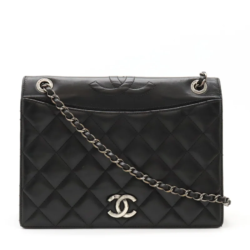 Functional Bags For Busy Moms And Dads Chanel Matelasse Leather Shoulder Bag A93011 Premium Bags, Special Prices