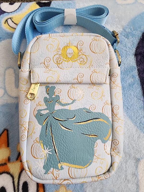 Fresh Fashion Discounts Disney Cinderella Crossbody Bag Statement Handbags At Unbeatable Discounts Fresh Fashion Discounts Disney Cinderella Crossbody Bag Statement Handbags At Unbeatable Discounts