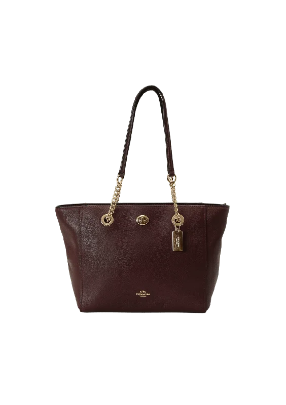 Must-Have Style Discounts TURNLOCK CHAIN LINK BAG Premium Handbags With A Touch Of Elegance Must-Have Style Discounts TURNLOCK CHAIN LINK BAG Premium Handbags With A Touch Of Elegance