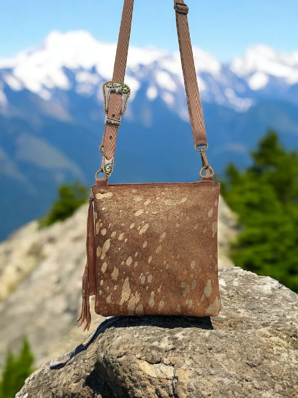 Absurdly Cheap Sale Brown Hair-on Cowhide Acid Wash with Gold Metallic Elegant Bags, Limited Stock Available Absurdly Cheap Sale Brown Hair-on Cowhide Acid Wash with Gold Metallic Elegant Bags, Limited Stock Available