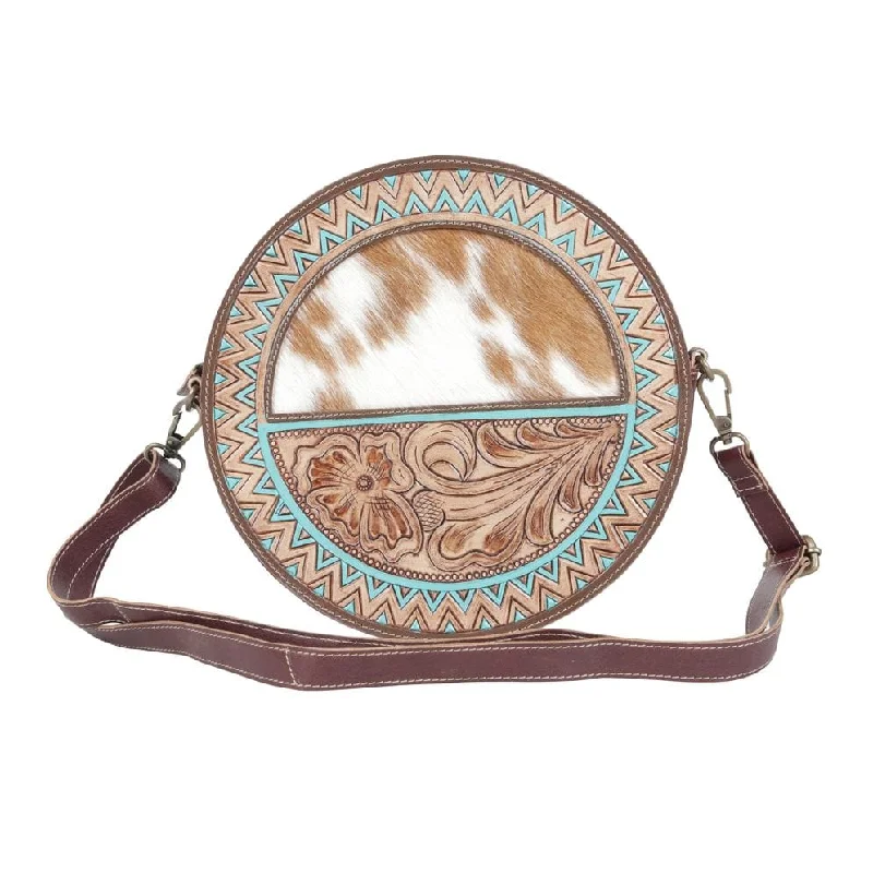 Seize Bargains Nebulous Canteen Chic Shoulder Bags At Promotional Rates