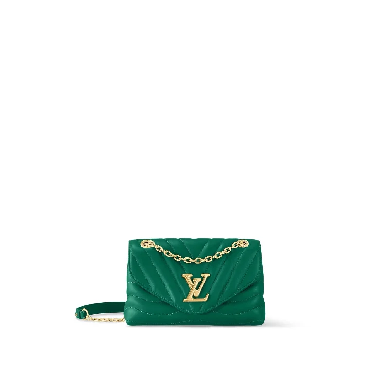 Bold Fashionistas LOUIS VUITTON NEW WAVE CHAIN BAG MM IN EMERALD GREEN Fashion Bags With Huge Discounts Bold Fashionistas LOUIS VUITTON NEW WAVE CHAIN BAG MM IN EMERALD GREEN Fashion Bags With Huge Discounts
