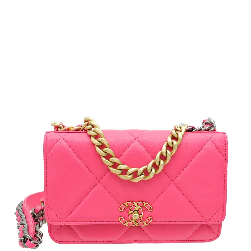 Edgy Bags For Bold And Daring Fashionistas Chanel Hot Pink 19 Wallet on Chain Best Bag Sale Of The Season Edgy Bags For Bold And Daring Fashionistas Chanel Hot Pink 19 Wallet on Chain Best Bag Sale Of The Season