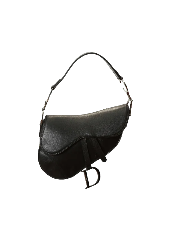 Relaxed Style LEATHER SADDLE BAG Premium Handbags With A Touch Of Elegance