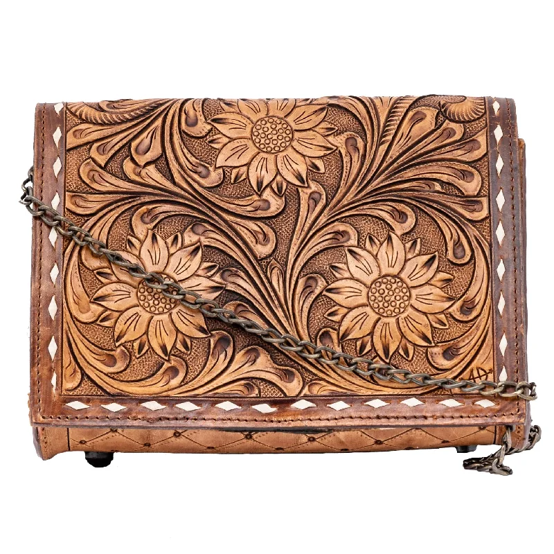 Trend Alert She's Chained to Me Crossbody Bag Elegant Bags, Limited Stock Available Trend Alert She's Chained to Me Crossbody Bag Elegant Bags, Limited Stock Available