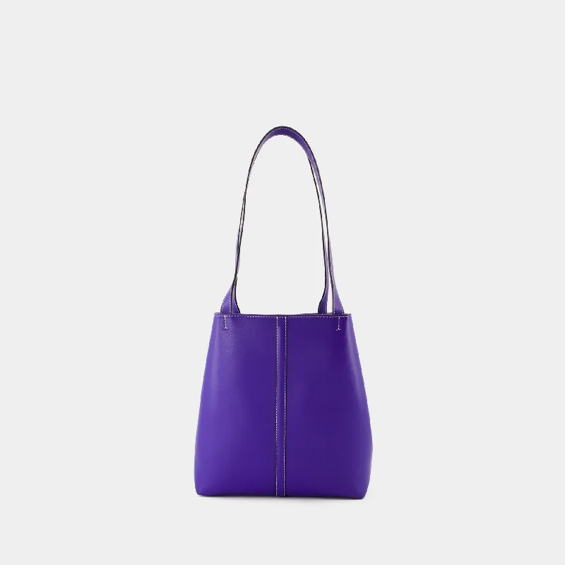 Latest Fashion Tote Pm Shopper Bag - Vanessa Bruno - Leather - Blue Sleek And Stylish Handbags At Lower Prices Latest Fashion Tote Pm Shopper Bag - Vanessa Bruno - Leather - Blue Sleek And Stylish Handbags At Lower Prices