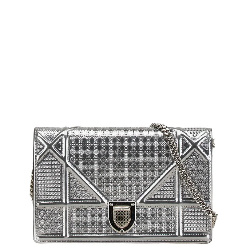 Special Offers Dior Microcannage Diorama Leather Shoulder Bag Unmissable Deals On High-Quality Designer Bags Special Offers Dior Microcannage Diorama Leather Shoulder Bag Unmissable Deals On High-Quality Designer Bags