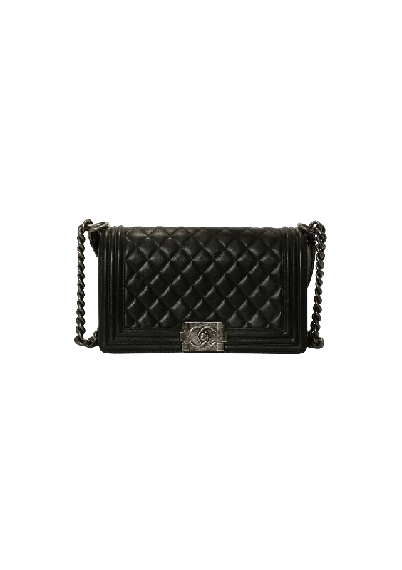 Stylish Yet Affordable Bags MEDIUM BOY BAG CALFSKIN Trendy And Classic Bags Now At Unbeatable Discounts Stylish Yet Affordable Bags MEDIUM BOY BAG CALFSKIN Trendy And Classic Bags Now At Unbeatable Discounts