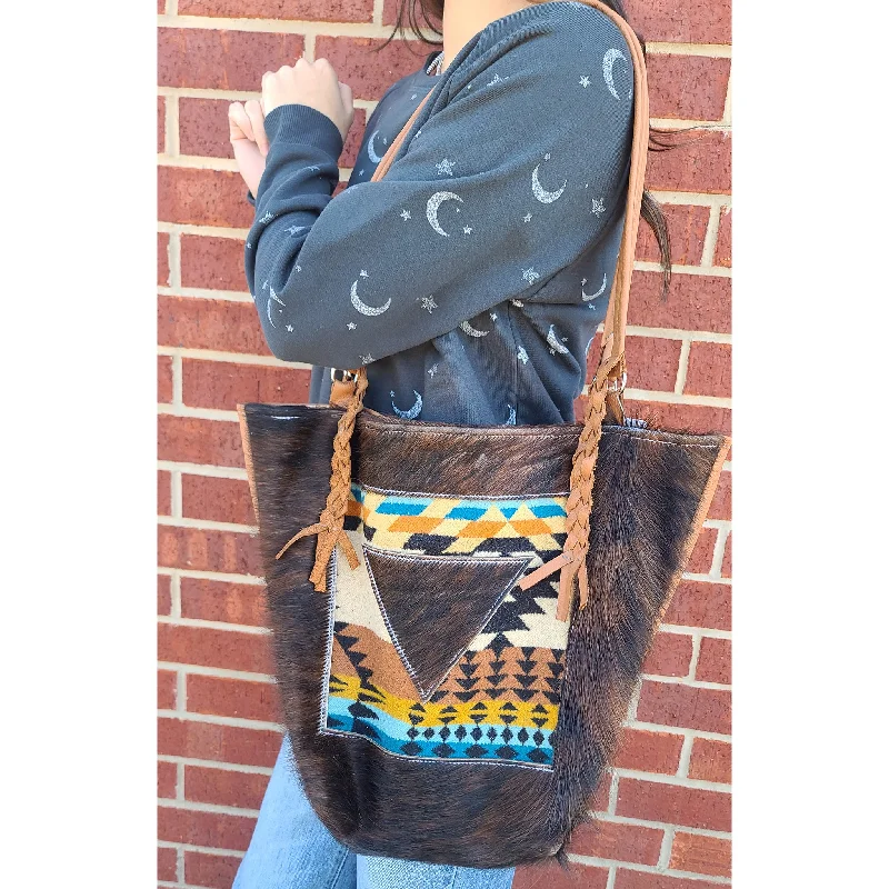 The Whole Herd Cowtown Tote Timeless Handbags, Flash Sale