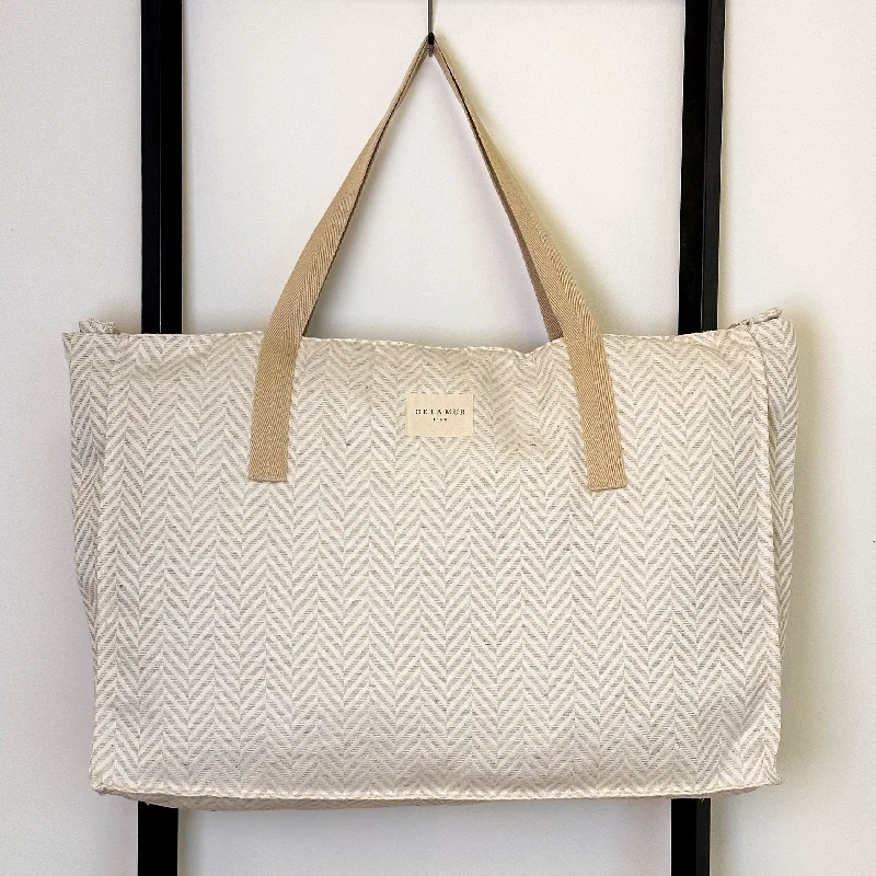 Sleek Style Discounts Weekend Jan Bag Stylish Totes With Special Discounts