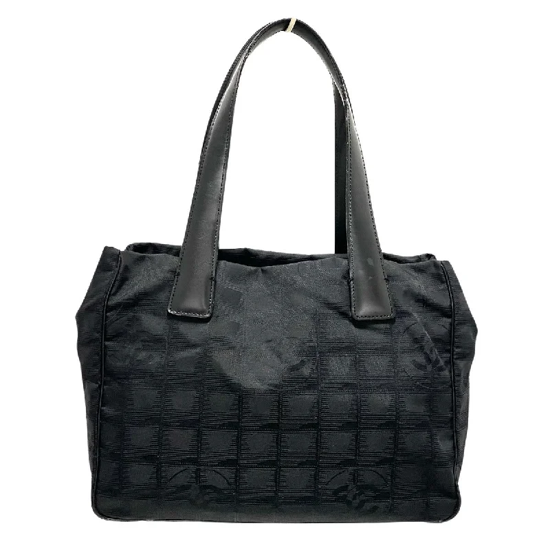 Chanel Travel Line  Synthetic Tote Bag (Pre-Owned) Upgrade Your Look With Fashionable Bags