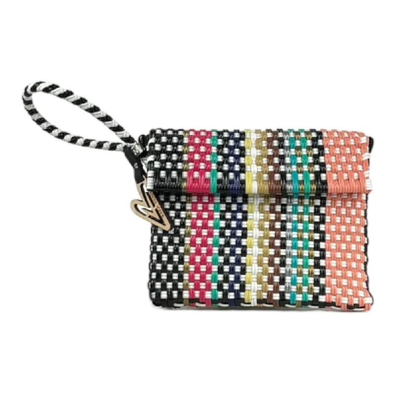 Wholesale Bags For Resellers Maria Victoria | Flare CA | Upcycled, Handwoven, Wristlet Trendy Handbags, Limited-Time Sale Wholesale Bags For Resellers Maria Victoria | Flare CA | Upcycled, Handwoven, Wristlet Trendy Handbags, Limited-Time Sale