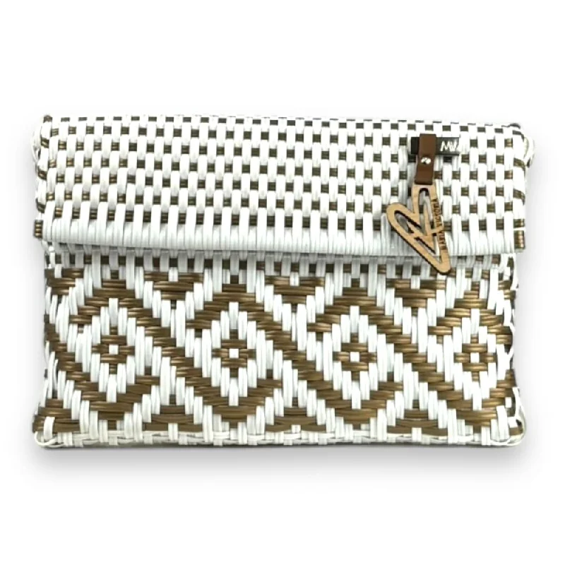 Weekend Exclusive Maria Victoria | Nova WG DI | Upcycled, Handwoven, Clutch Grab Your Favorite Handbags At Discounted Prices