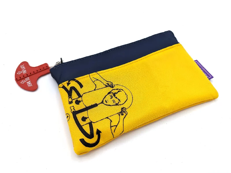 Vintage-Inspired Style Offers Mariclaro Pouch - Aircraft Life Jacket Best Deals On Premium Handbags Vintage-Inspired Style Offers Mariclaro Pouch - Aircraft Life Jacket Best Deals On Premium Handbags