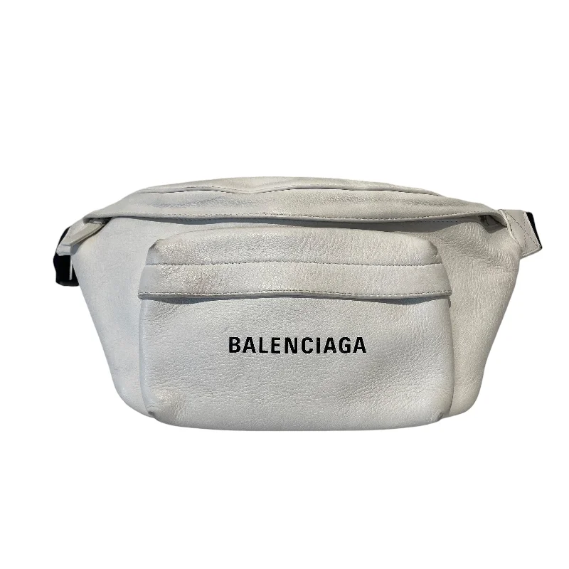 BALENCIAGA/Fanny Pack/Leather/WHT/Logo Belt Bag Your Perfect Bag At The Perfect Price BALENCIAGA/Fanny Pack/Leather/WHT/Logo Belt Bag Your Perfect Bag At The Perfect Price