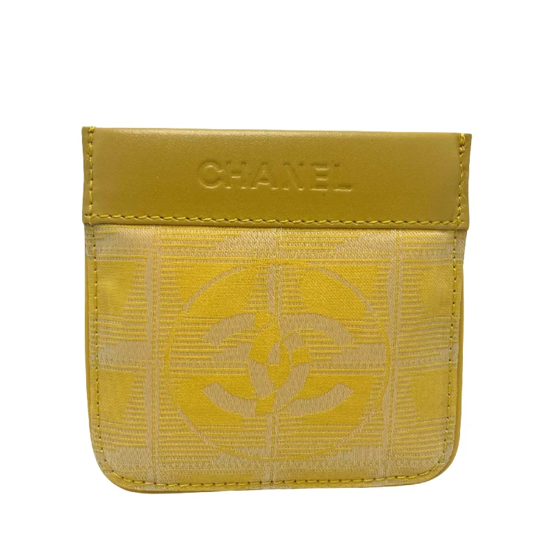 Chanel Logo Cc Leather Wallet (Pre-Owned) Trendy Handbags At Limited-Time Discounts Chanel Logo Cc Leather Wallet (Pre-Owned) Trendy Handbags At Limited-Time Discounts