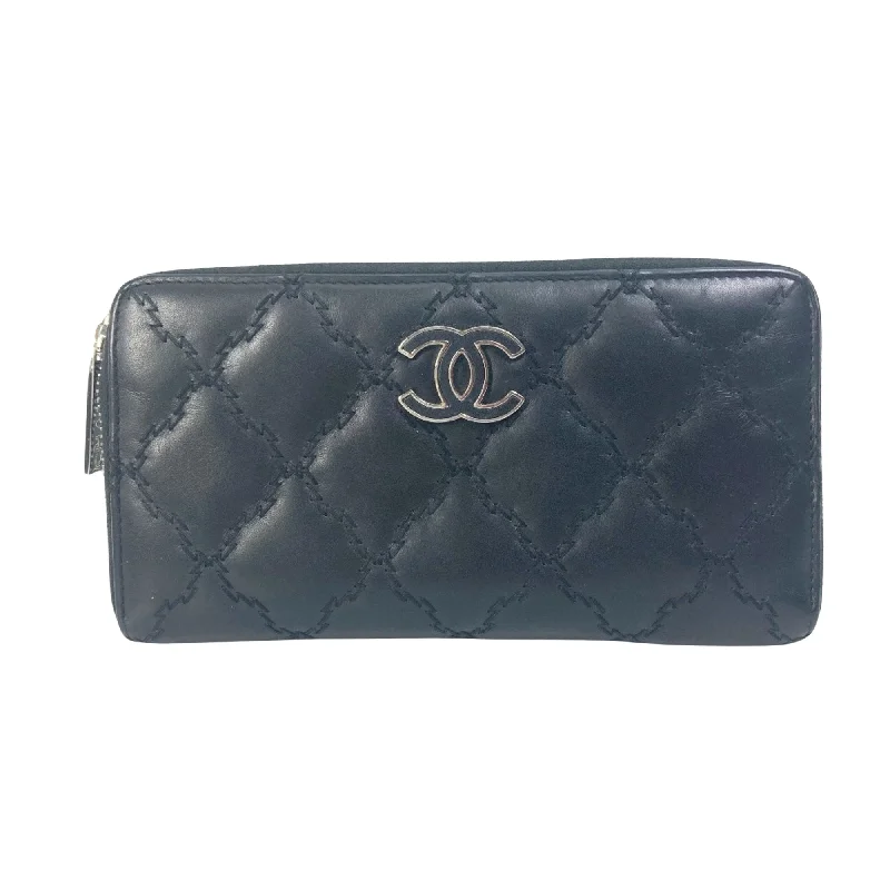 Chanel Zip Around Wallet  Leather Wallet  (Pre-Owned) Classic Totes, Exclusive Deals
